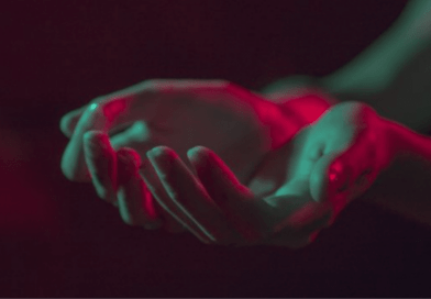 EMİR: ARACISIZ YAKIN OLMAK /// Order: To be close no need mediator